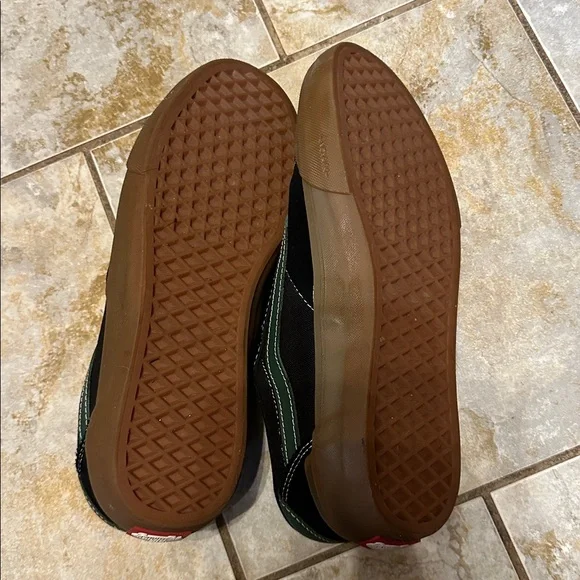 Vans Chima - Picture 2 of 5